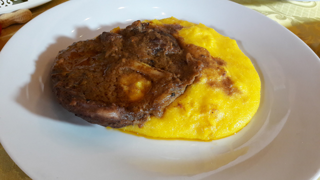 Ossobuco di manzo con polenta