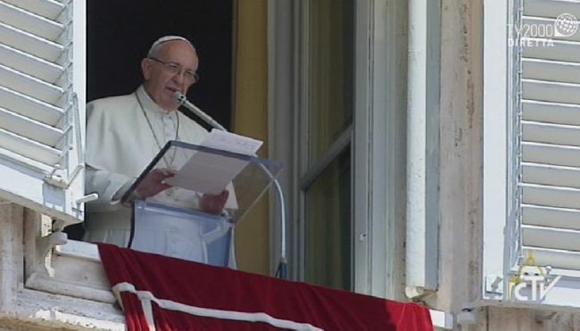 Angelus di Papa Francesco del 3 luglio 2016: “Dio converta il cuore dei violenti accecati da odio”