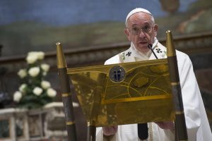 Papa: messa nella Sistina e battesimo di 26 bimbi