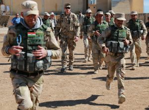 Peshmerga forces trained by German and American army trainers
