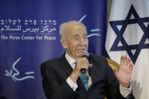 New health report on Shimon Peres in hospital after a stroke