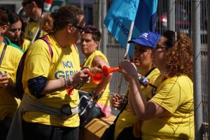 Almaviva: corteo di protesta a Napoli contro licenziamenti