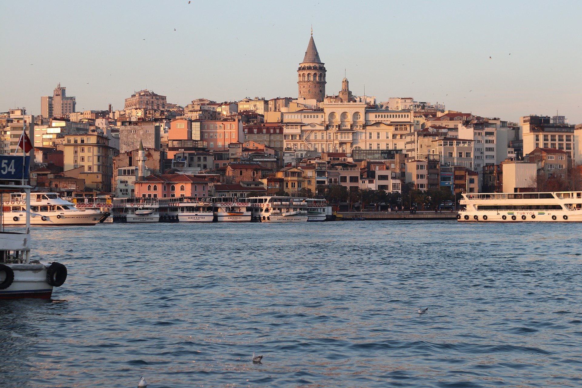 Istanbul, Monsignor Palinuro: lievito e testimoni di carità