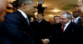 Stretta di mano Obama-Castro