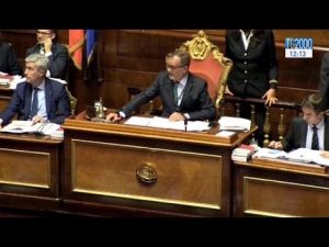 riforma-senato-ce-laccordo-nella-maggioranza-calderoli-presenta-82-milioni-di-emendamenti