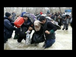 idomeni-12mila-persone-aspettano-di-passare-il-confine-verso-il-nord-europa