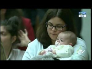 papa-francesco-incontra-270-famiglie-missionarie-del-cammino-neocatecumenale