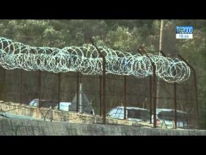 migranti-laustria-annuncia-lavvio-della-costruzione-di-una-barriera-al-brennero