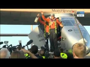 solar-impulse-2-laereo-ad-energia-solare-compie-la-nona-tappa