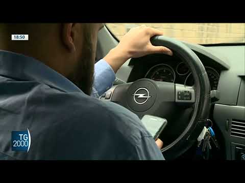 stop cellular nuova campagna contro piaga telefono al volante