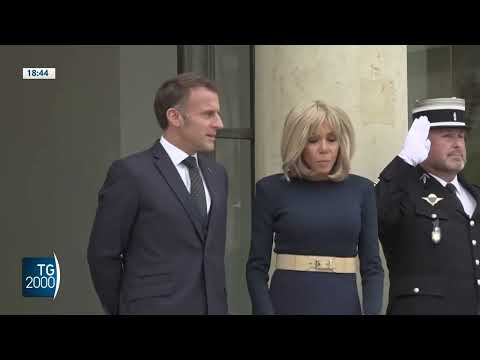 Francia, Lecornu ci riprova. Consultazioni per formare un governo
