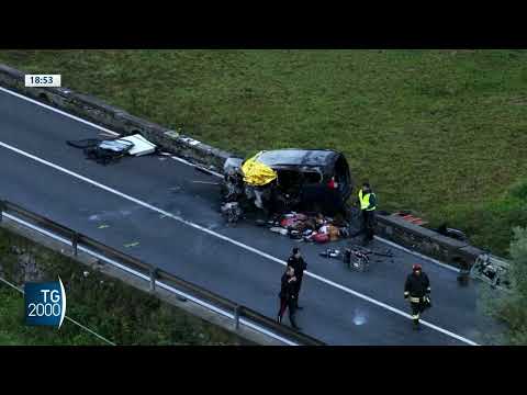 Sulle strade italiane 8 morti e 500 incidenti al giorno Sulle strade italiane 8 morti e 500 incidenti al giorno