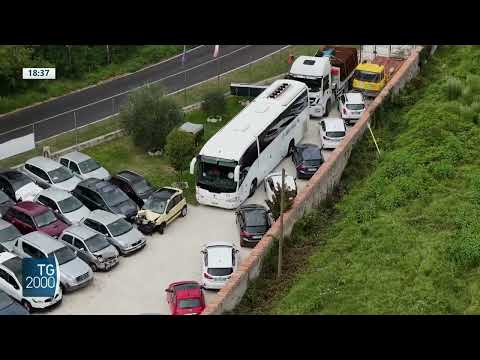 Bus tifosi del Pistoia Basket: 9 daspo agli ultrà reatini Bus tifosi del Pistoia Basket: 9 daspo agli ultrà reatini
