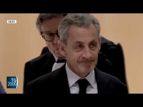 Sarkozy, concessa libertà vigilata. L’ex presidente: “Il carcere è un incubo”