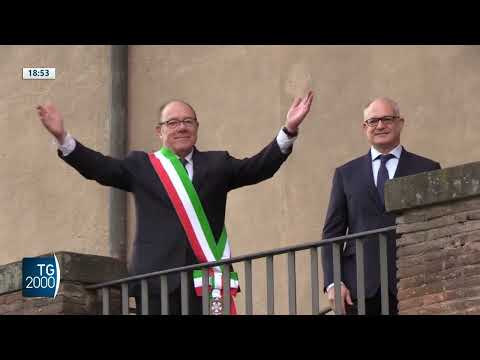 Verdone sindaco di Roma per un giorno. Regalo per i 75 anni Verdone sindaco di Roma per un giorno. Regalo per i 75 anni