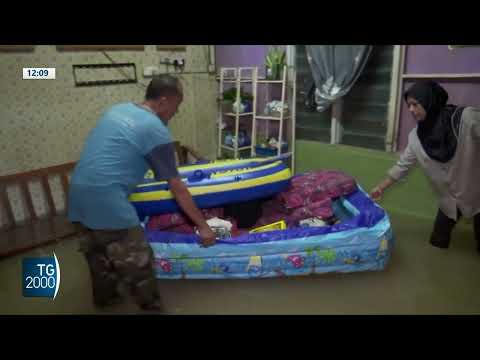 Temporali e tempeste nel sud est asiatico. Inondazioni in Thailandia Temporali e tempeste nel sud est asiatico. Inondazioni in Thailandia