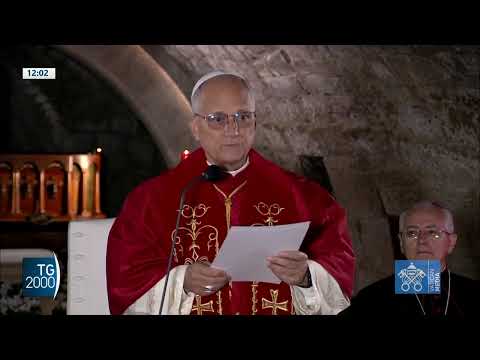 Papa Leone prega sulla tomba di San Charbel: protegga il Libano e il suo popolo