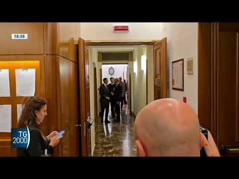 Governo lavora a modifiche Manovra. Polemiche su sanatoria edilizia