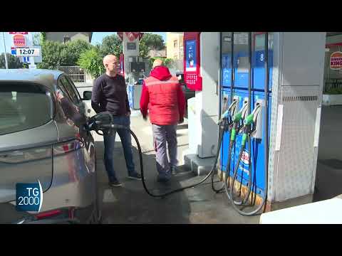 benzina controlli a tappeto sequestrati carburanti di contrabbando da Tv2000.it benzina controlli a tappeto sequestrati carburanti di contrabbando