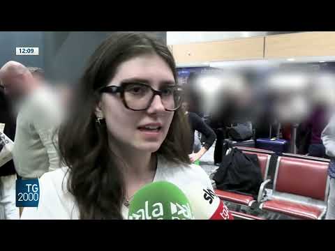 Atterrato a Malpensa volo con 200 studenti rimasti bloccati a Dubai Atterrato a Malpensa volo con 200 studenti rimasti bloccati a Dubai