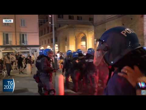 guerriglia a bologna nipote di fakir ci dissociamo dagli scontri da Tv2000.it guerriglia a bologna nipote di fakir ci dissociamo dagli scontri