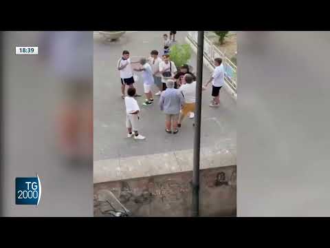napoli calci e pugni ad un anziano arrestato un 18enne da Tv2000.it napoli calci e pugni ad un anziano arrestato un 18enne
