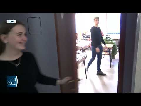 scuola entro la settimana tutti dietro i banchi da Tv2000.it scuola entro la settimana tutti dietro i banchi