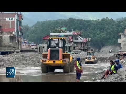 nepal oltre mille i morti per le alluvioni alla ricerca dei dispersi da Tv2000.it nepal oltre mille i morti per le alluvioni alla ricerca dei dispersi