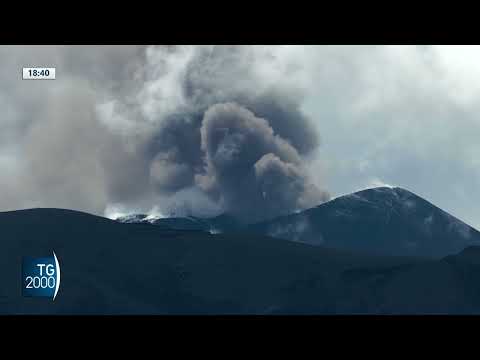 etna cenere blocca l8217aeroporto di catania voli sospesi fino alle 22 da Tv2000.it etna cenere blocca l8217aeroporto di catania voli sospesi fino alle 22