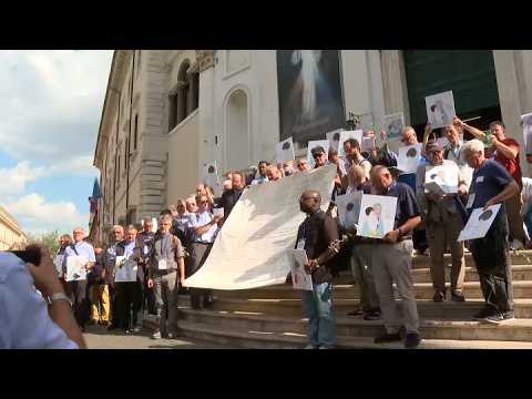 preti per gaza in marcia a roma da Tv2000.it preti per gaza in marcia a roma