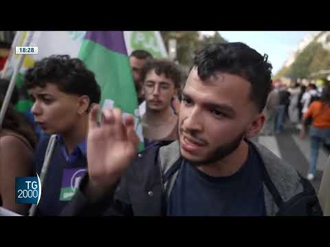 francia blindata la rivolta degli studenti non si ferma cortei e scontri da Tv2000.it francia blindata la rivolta degli studenti non si ferma cortei e scontri
