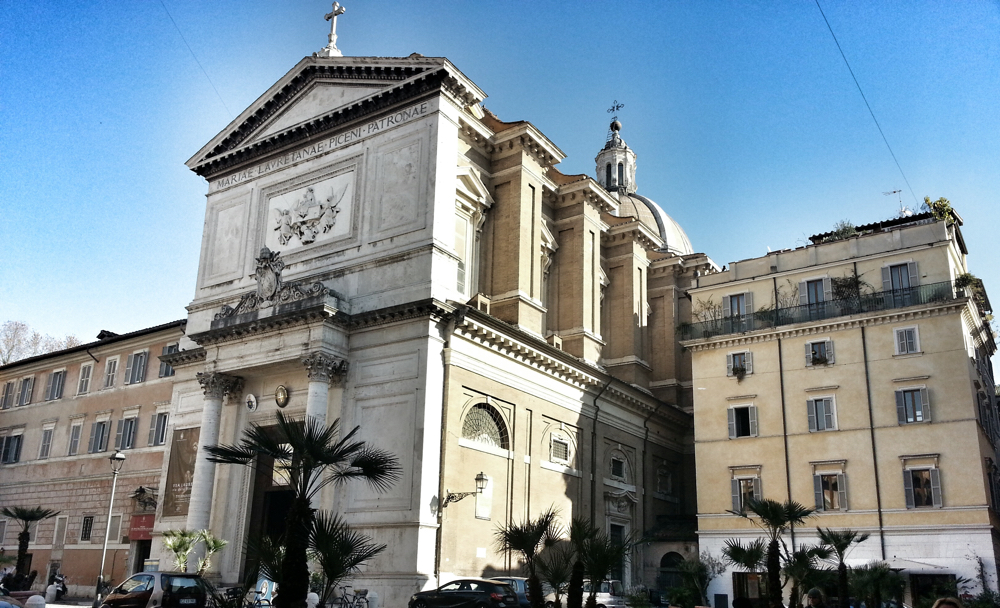 San Salvatore in Lauro, la Madonna di Loreto e le reliquie di Padre Pio