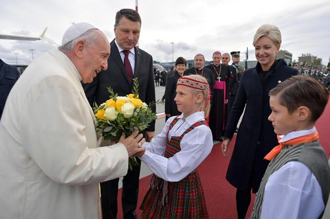 Papa Francesco Lettonia