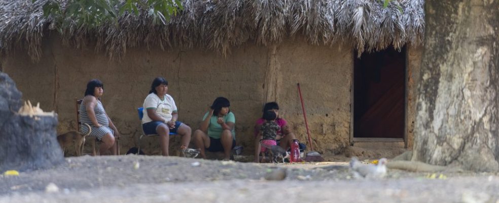 "Around Children" - Lunedì 15 dicembre ore 23.15 su TV2000