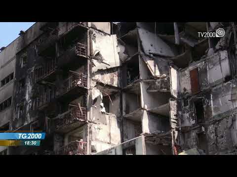 Ucraina, la guerra continua. Kiev denuncia: bombe a grappolo e al fosforo