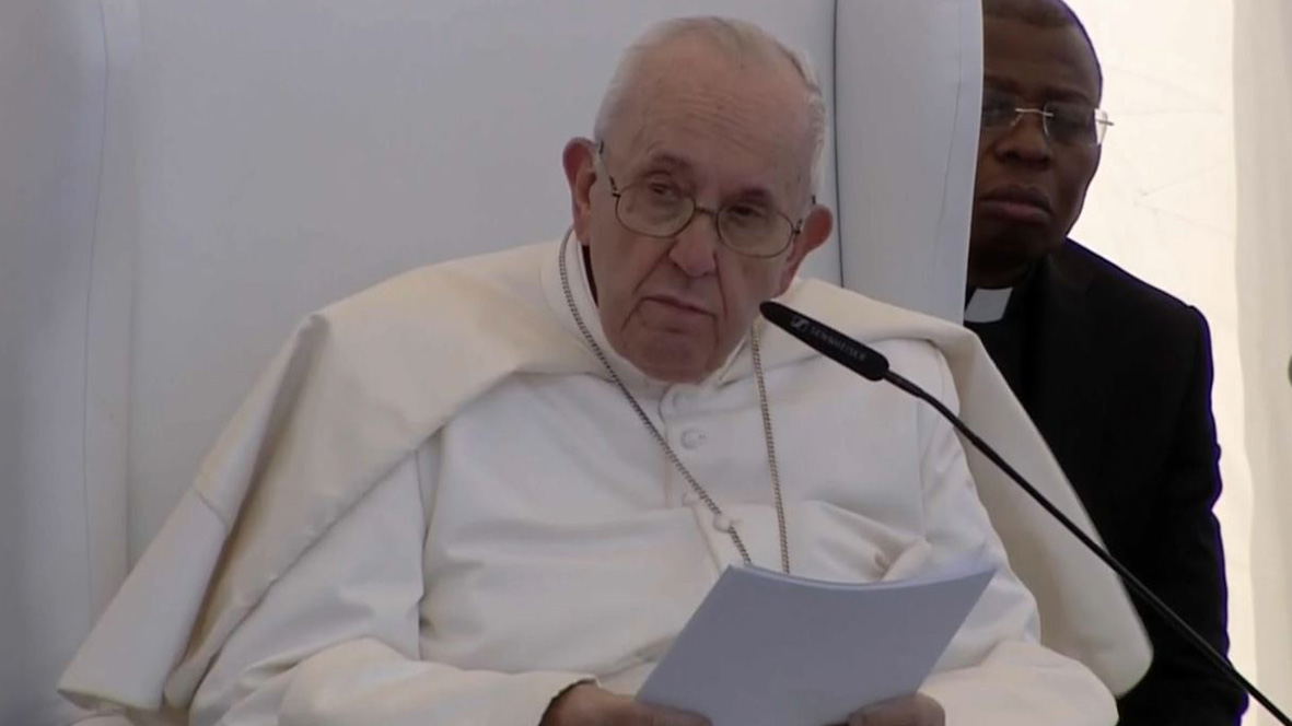 Chiesa e comunità <br> Papa Francesco in Iraq: “Chi crede in Dio non ha nemici da combattere”